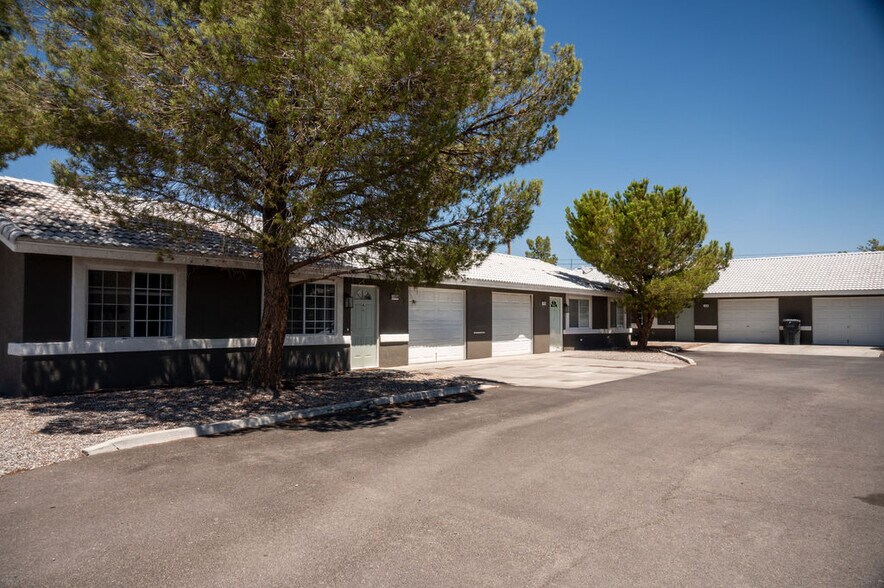Primary Photo Of 1171 Sixshooter Ave, Pahrump Apartments For Sale