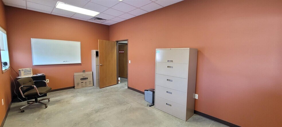 More Photos Of 9072 County Road BB, Plainfield Warehouse For Sale