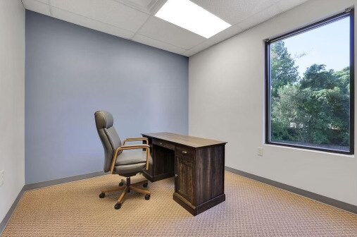 More Photos Of 12 Sammy McGhee Blvd, Jasper Office For Sale