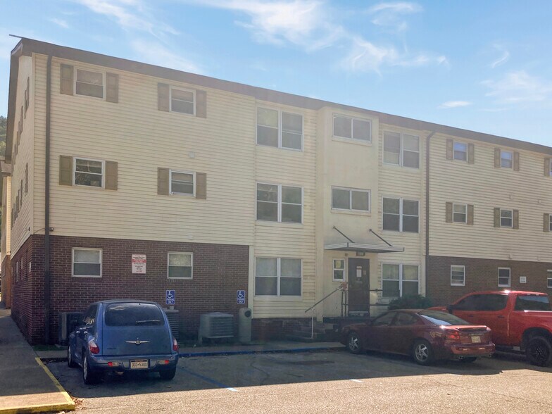 More Photos Of 800 4th Ave, Montgomery Apartments For Sale