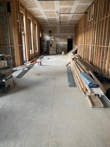 More Photos Of 1501 1st St NW, Washington Storefront Retail Residential For Lease