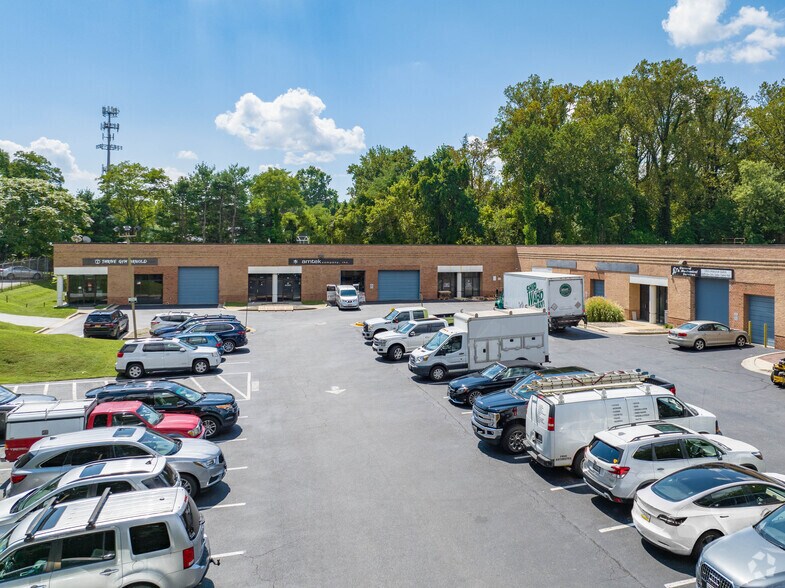 More Photos Of 1244 Ritchie Hwy, Arnold Light Distribution For Lease