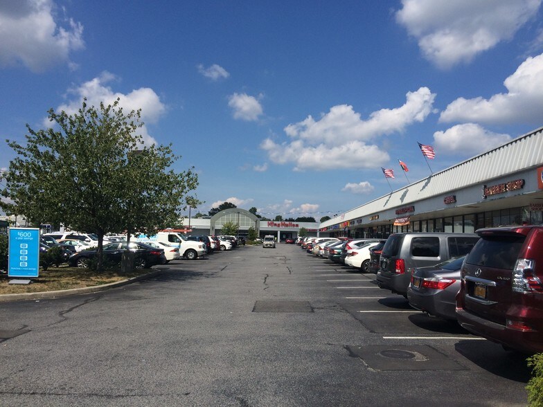 More Photos Of 548-598 Stewart Ave, Bethpage Unknown For Lease