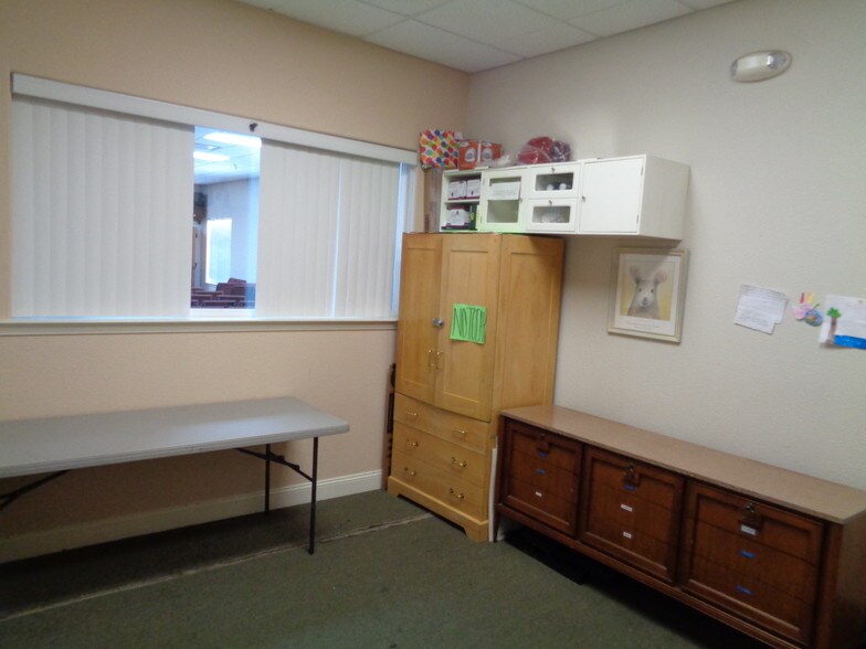 More Photos Of 5050 Commerce Blvd, Rohnert Park Freestanding For Lease