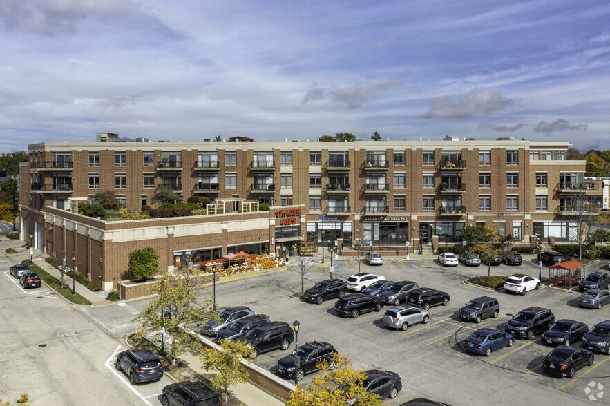 Primary Photo Of Touhy Ave @ Northwest Highway, Park Ridge Unknown For Lease