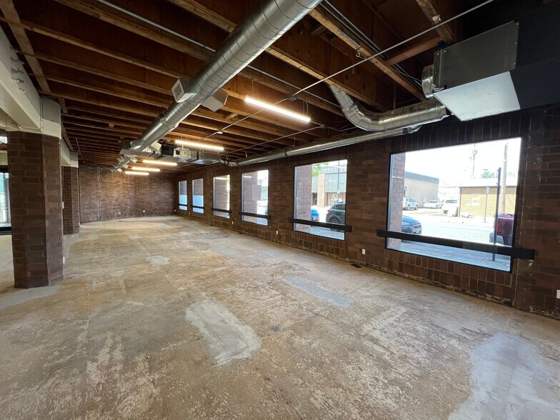 More Photos Of 300 Ellsworth St SW, Albany Bank For Sale