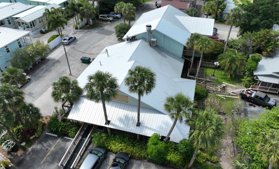 More Photos Of 3200 NE Maple Ave, Jensen Beach Restaurant For Sale