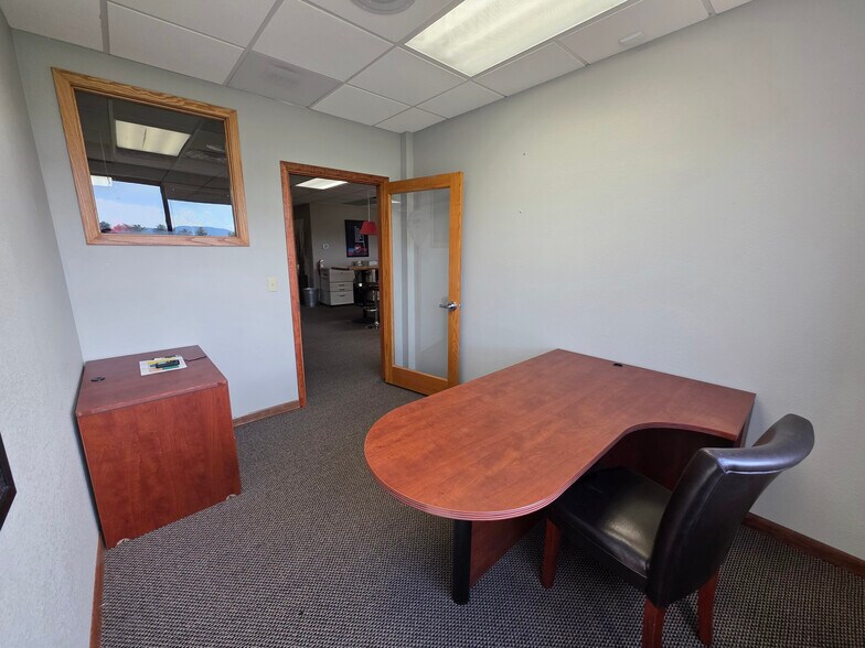 More Photos Of 12265 Oracle Blvd, Colorado Springs Coworking Space