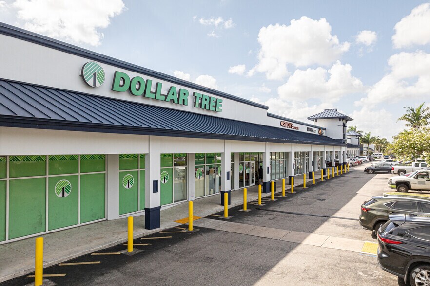 More Photos Of 19650-19674 NW 27th Ave, Miami Gardens Storefront For Lease