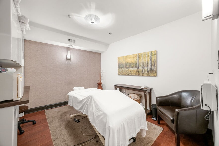 More Photos Of 1776 Massachusetts Ave, Cambridge Office Residential For Sale