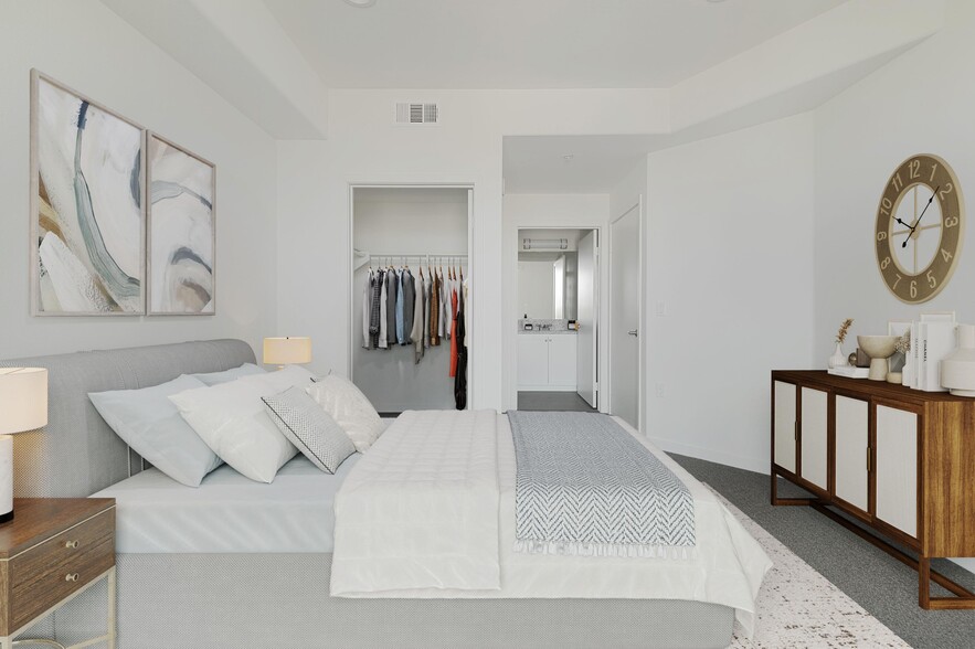 More Photos Of 422 S Lake St, Los Angeles Apartments For Sale