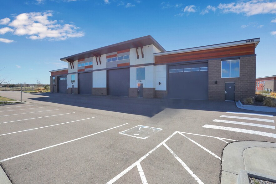 More Photos Of 18233 Lincoln Meadows Pky, Parker Self Storage For Sale