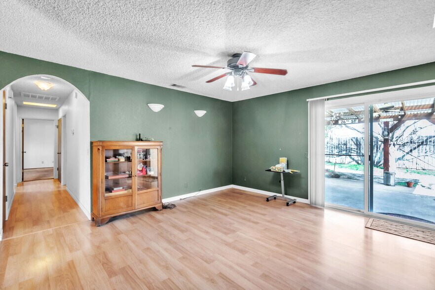 More Photos Of 7028 26th St, Rio Linda Industrial For Sale