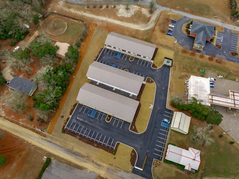 More Photos Of 118 Centerville Rd, Gilbert Light Distribution For Lease