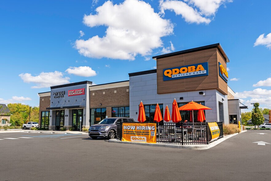 More Photos Of 7419 N 600 W, McCordsville Storefront For Sale