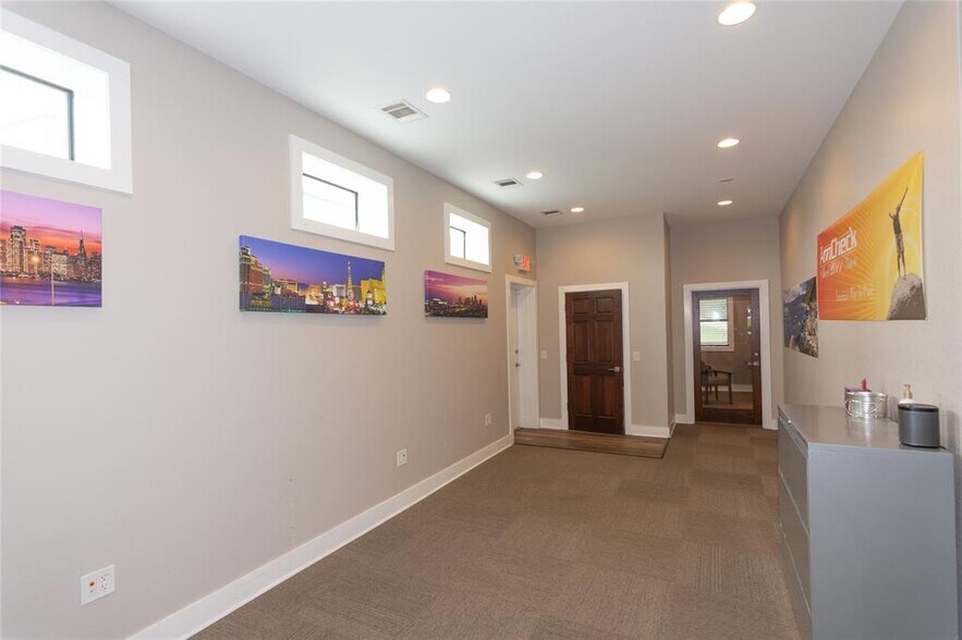 More Photos Of 275 Frog Pond Ln, Dripping Springs Office For Lease