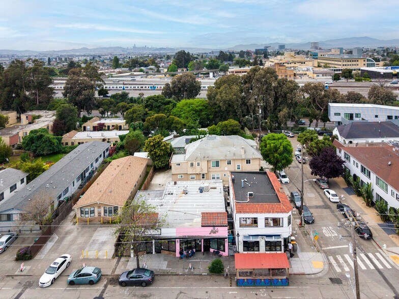 More Photos Of 4935 Shattuck Ave, Oakland Freestanding For Sale
