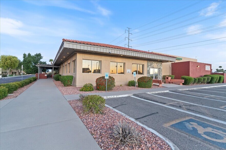 More Photos Of 12555 W Bell Rd, Surprise Restaurant For Sale