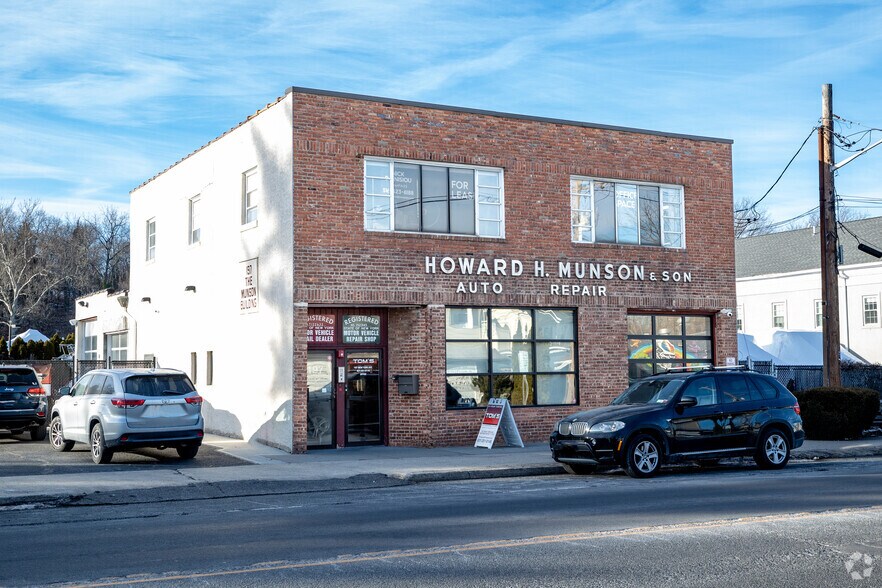 More Photos Of 197 New York Ave, Huntington Office For Lease