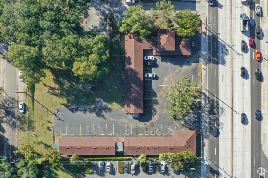 More Photos Of 1509 E Hillsborough Ave, Tampa Hotel For Sale