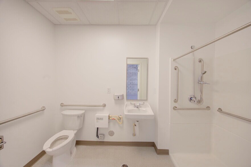 More Photos Of 1750 SE 38th Ave, Homestead Warehouse For Sale