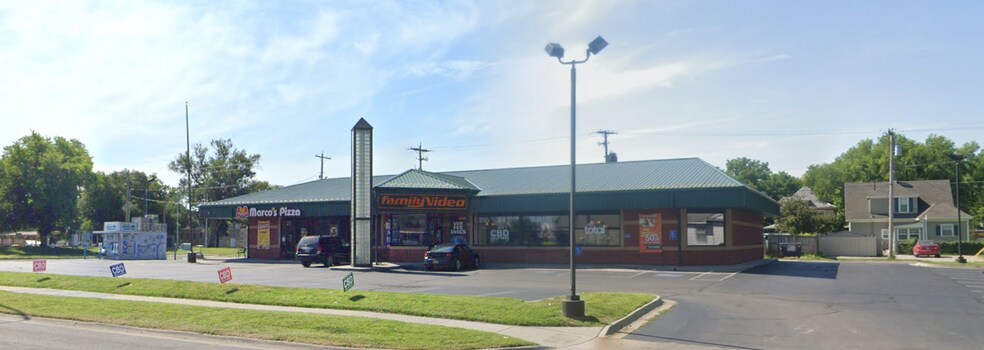 More Photos Of 215 W 6th St, Junction City Freestanding For Lease