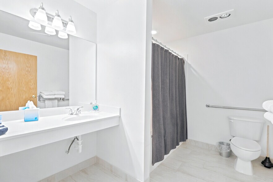 More Photos Of 40 Christa Circle cir, Garden City Specialty For Sale
