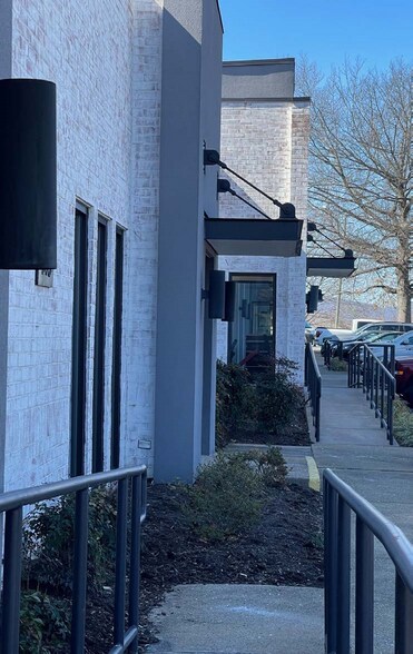 More Photos Of 285 Hydraulic Ridge Rd, Charlottesville Medical For Sale