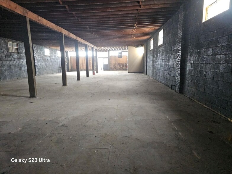 More Photos Of 1238 E Saint Georges Ave, Linden Freestanding For Sale