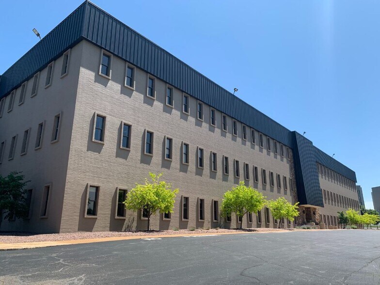 Primary Photo Of 14377 Woodlake Dr, Chesterfield Medical For Lease