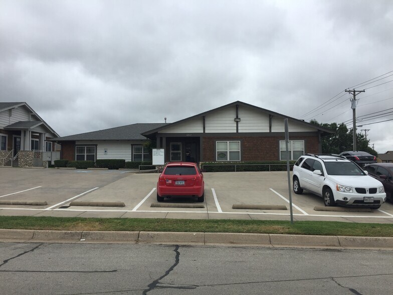 More Photos Of 4516 Boat Club Rd, Fort Worth Office For Lease