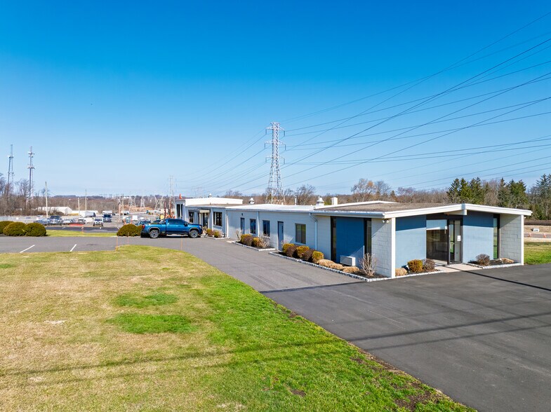 More Photos Of 1265 Dekalb Pike, Blue Bell Manufacturing For Lease