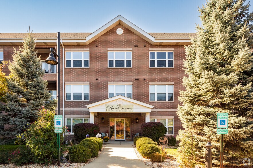 More Photos Of 15-85 N Woodbury St, South Elgin Apartments For Lease