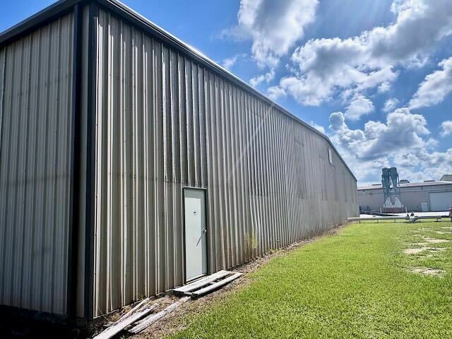More Photos Of 1760 South Ln, Mandeville Warehouse For Sale