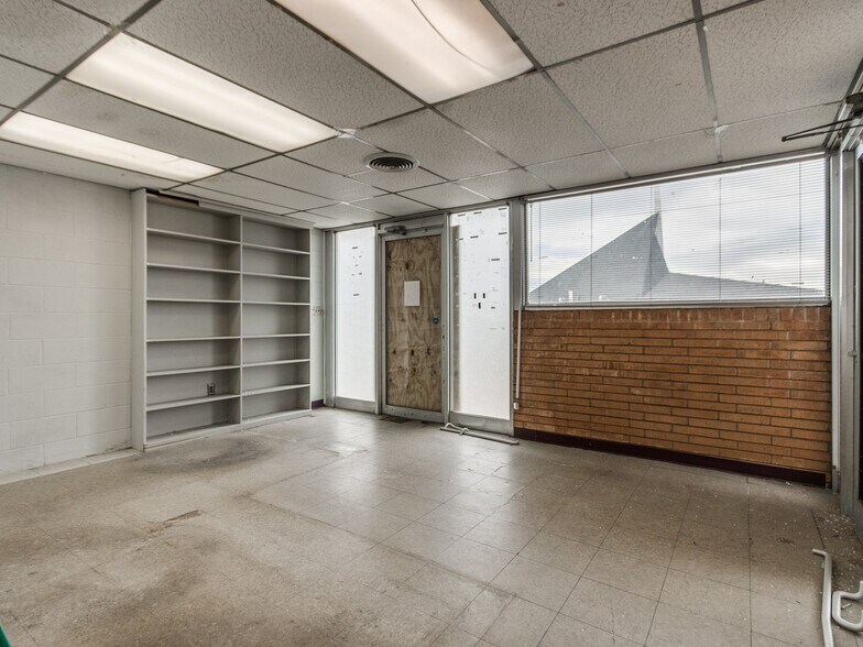 More Photos Of 5835 S Pennsylvania Ave, Oklahoma City Medical For Sale