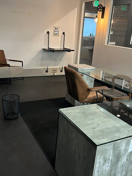 More Photos Of 775-777 W 16th St, Costa Mesa Warehouse For Lease