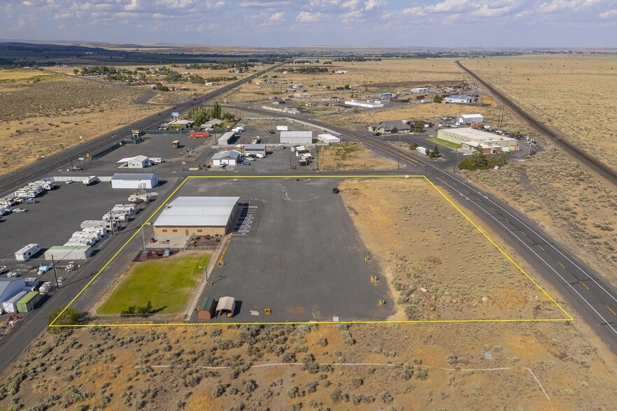 More Photos Of 140 14th Ave NW, Ephrata Flex For Sale