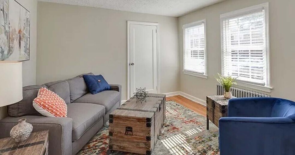 More Photos Of 9 Seminole Dr, Portsmouth Apartments For Sale