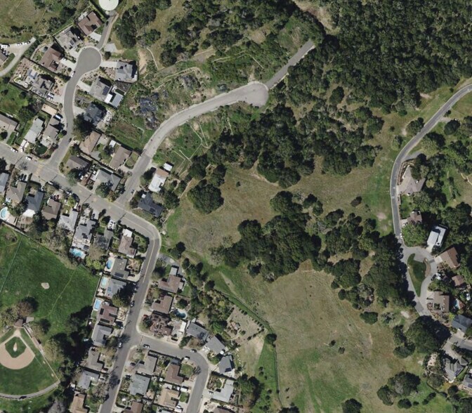 More Photos Of Sherwood Place & Robinhood Drive, Novato Land For Sale