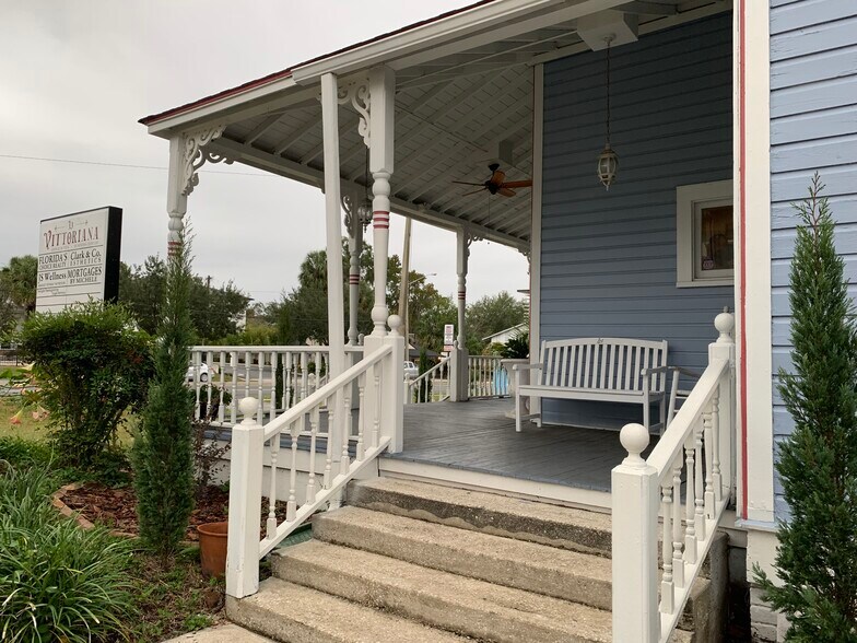 More Photos Of 725 E Silver Springs Blvd, Ocala Loft Creative Space For Sale