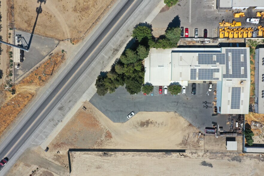 More Photos Of 4257 E Keyes Rd, Ceres Warehouse For Sale