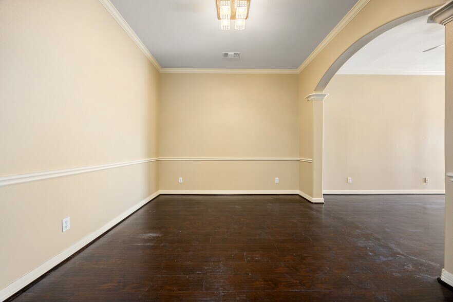 More Photos Of 12989 Bellaire Blvd, Houston Storefront For Sale