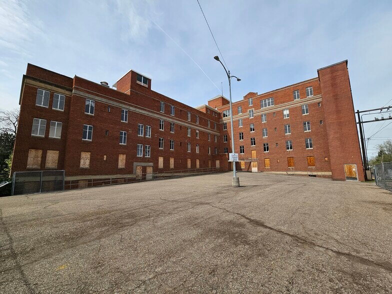 More Photos Of 1109 6th Ave N, Great Falls Assisted Living For Sale