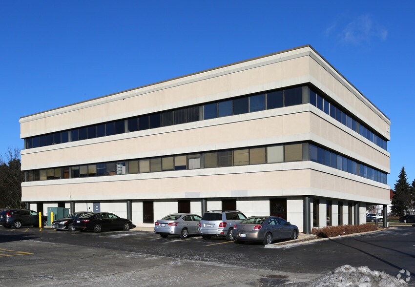 More Photos Of 1375 E Schaumburg Rd, Schaumburg Medical For Lease