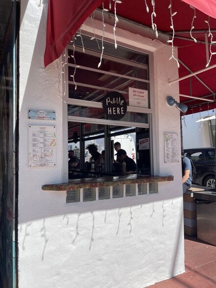 More Photos Of 1401 Washington Ave, Miami Beach Storefront For Lease