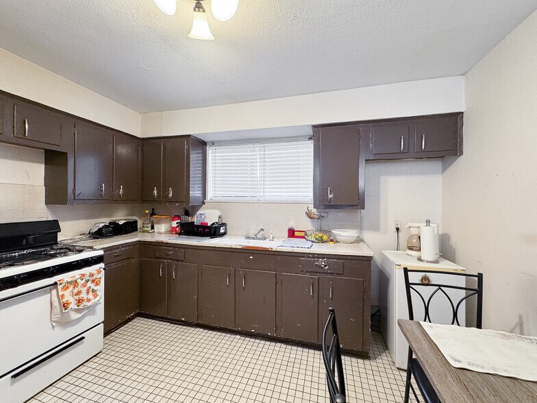 More Photos Of 2708-2712 Oakcliff St, Houston Apartments For Sale