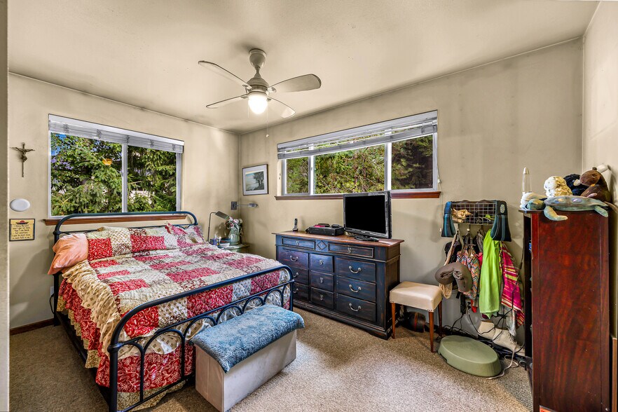 More Photos Of 918 Citadel Dr, Everson Multifamily For Sale