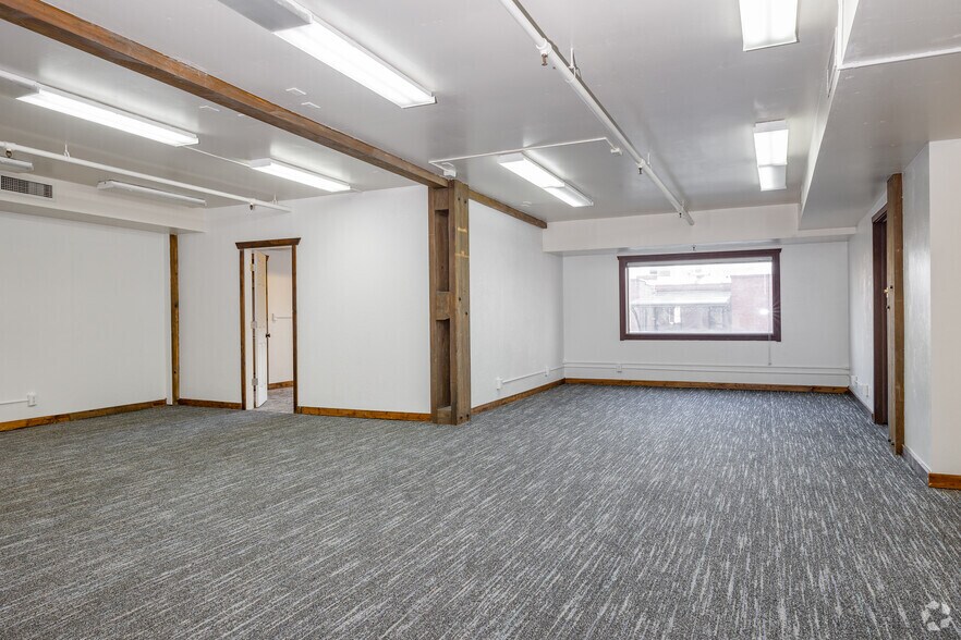More Photos Of 106 Main St, Boise General Retail For Lease