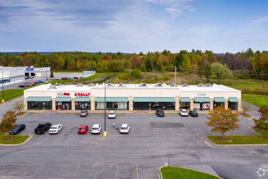 More Photos Of 5817-5823 Rome Taberg Rd, Rome Freestanding For Sale