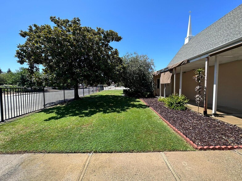 More Photos Of 200 N Abbott Ave, Milpitas Religious Facility For Lease